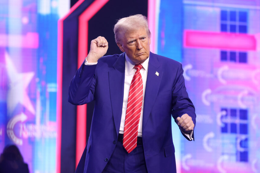 trump sustine ca franta arde o tara distrusa de imigratie 6ad4d6eb0339f