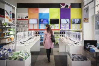 vanzarile de smartphone uri pe plan mondial au ajuns la cel mai scazut nivel din ultimii 14 ani 6acd338b8a6ba