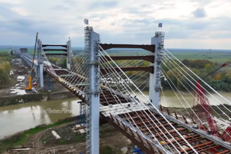 video drumul expres braila galati a inceput montarea cablurilor la hobanele podului peste siret 6ae640d63e063